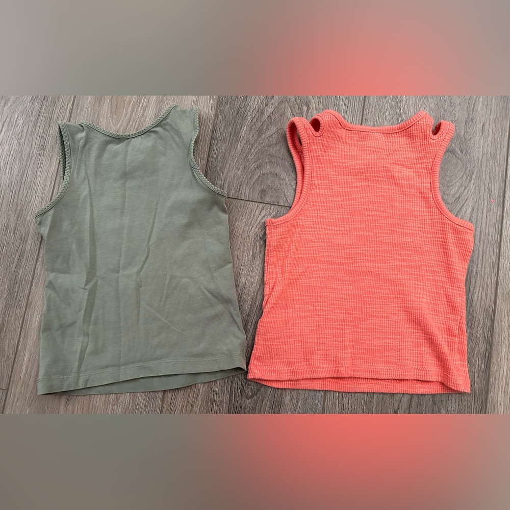 Tank top bundle - Picture 2 of 4